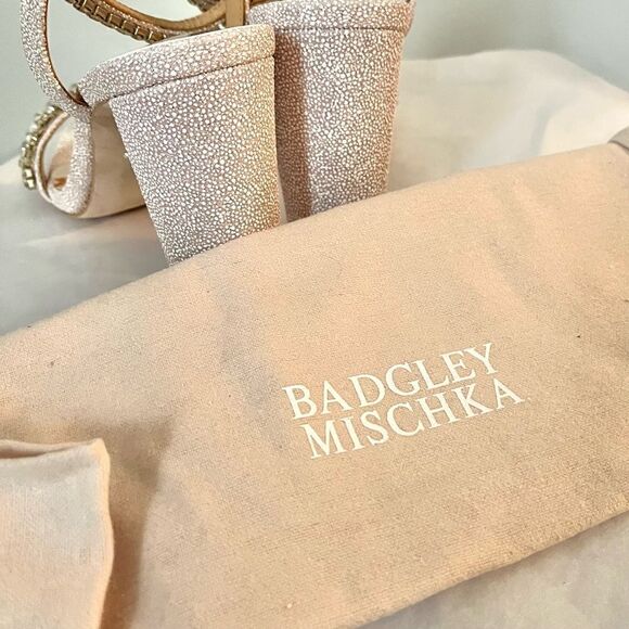 Badgley Mischka Tasmine Jeweled Heels Ankle Strap Pale Pink 7 NIB - Picture 8 of 10